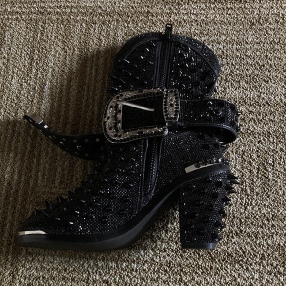 Dolls kill edgy spiky boots - Picture 1 of 4